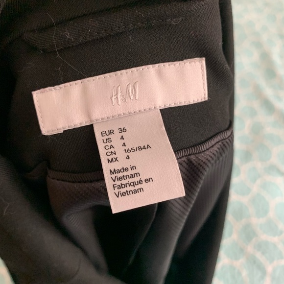 Black H&M Blazer - Picture 2 of 3